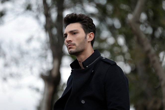 Love Reason Get Even - Episode 20 - Photos - İlhan Şen