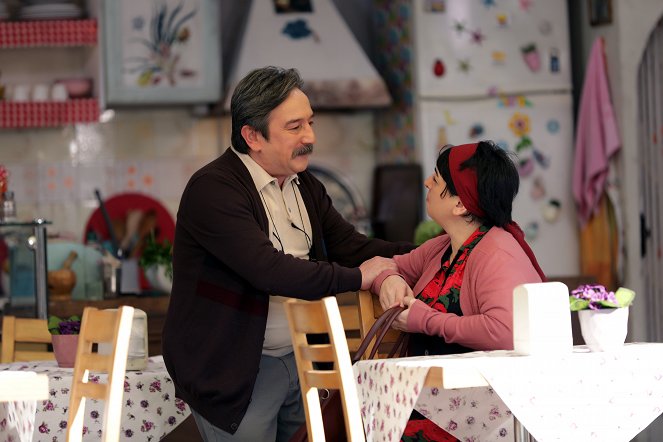 Láska, rozum, pomsta - Epizoda 21 - Z filmu - Süleyman Atanısev
