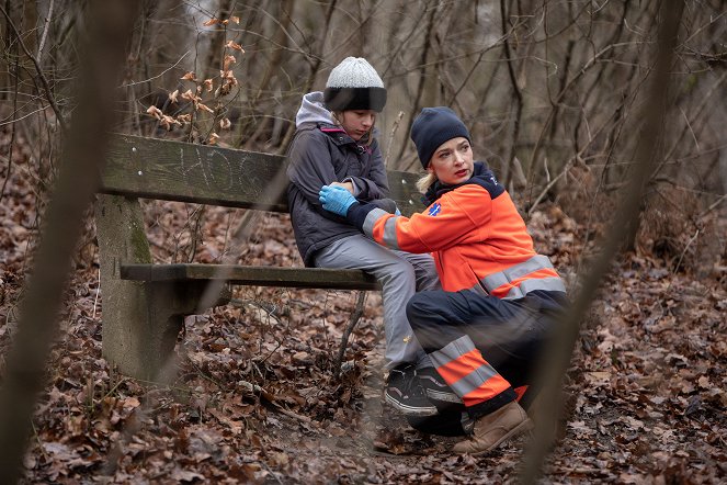 Ordinace v růžové zahradě - Série 22 - Budeš žít - Kuvat elokuvasta - Marika Šoposká