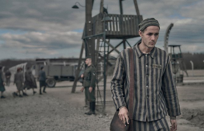 The Tattooist of Auschwitz - Episode 2 - Do filme