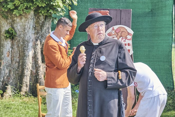 Father Brown - The Island of Dreams - Filmfotos - Mark Williams