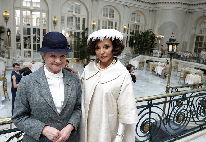 Agatha Christie's Marple - Season 4 - Fata Morgana - Werbefoto - Julia McKenzie, Joan Collins