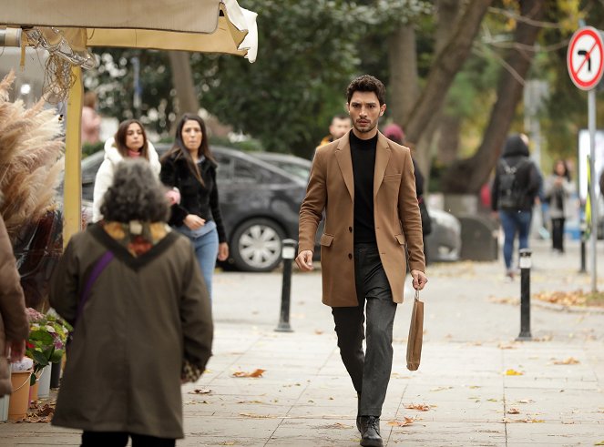 Love Reason Get Even - Episode 24 - Photos - İlhan Şen