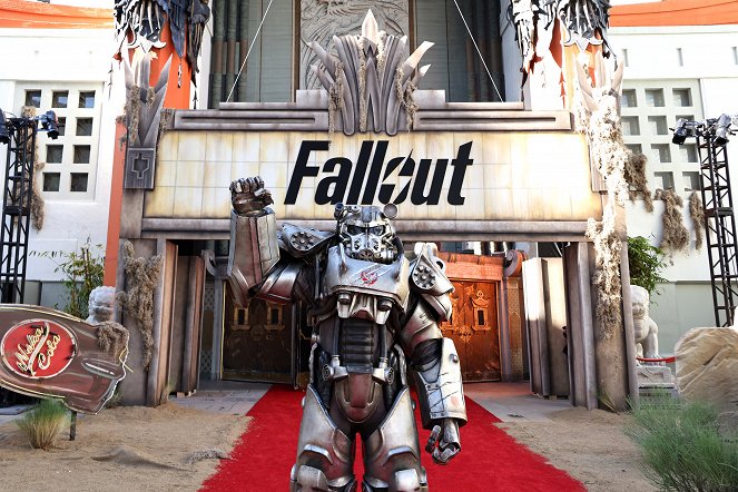 Fallout - Eventos - Fallout Global Red Carpet Premiere at TCL Chinese Theatre on April 09, 2024 in Hollywood, California.