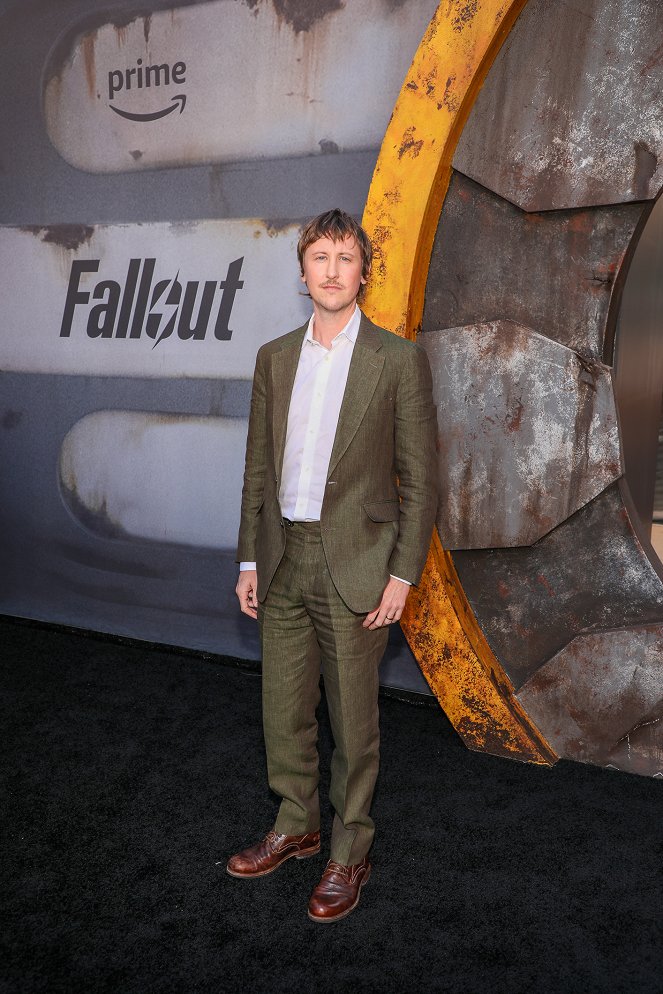 Fallout - Evenementen - Fallout Global Red Carpet Premiere at TCL Chinese Theatre on April 09, 2024 in Hollywood, California.