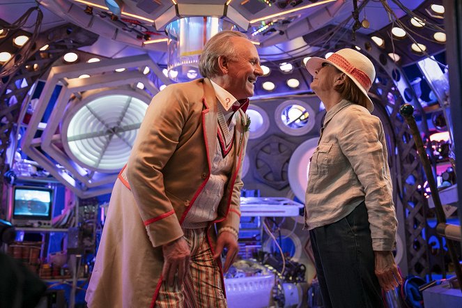 Doctor Who: Tales of the TARDIS - Earthshock - Photos