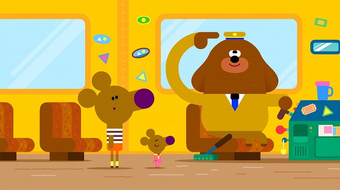 Hey Duggee - The Big Day Out Badge - Photos