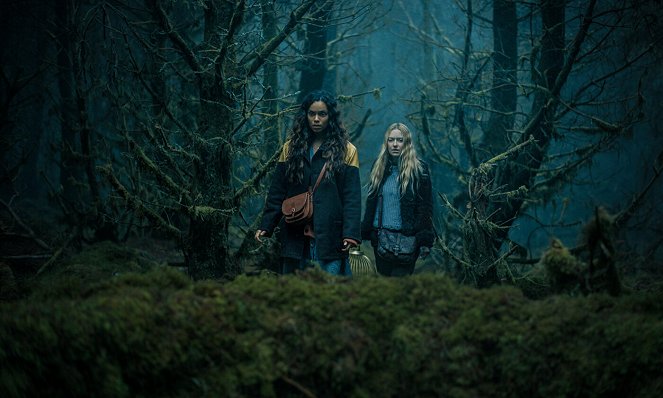 The Watchers - Van film - Georgina Campbell, Dakota Fanning