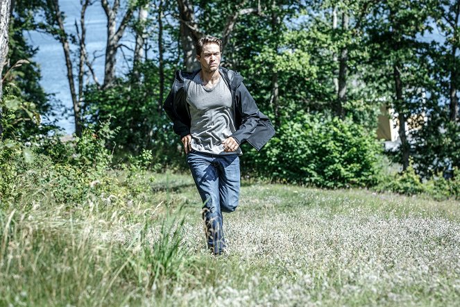 Hamilton - Undercover in Stockholm - Season 1 - Episode 7 - Filmfotos - Jakob Oftebro
