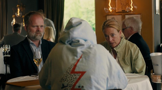 Hjerteslag - Season 5 - Z filmu - Perry Eriksen, Monica Borg Fure