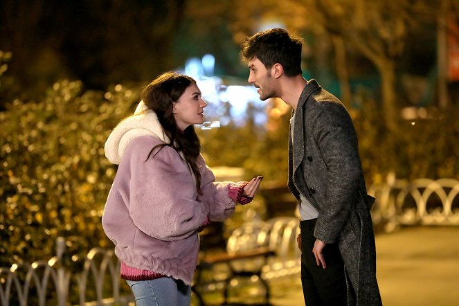 Love Reason Get Even - Episode 28 - Photos - Burcu Özberk, İlhan Şen