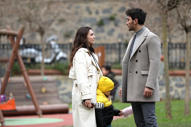 Love Reason Get Even - Episode 28 - Photos - Burcu Özberk, İlhan Şen