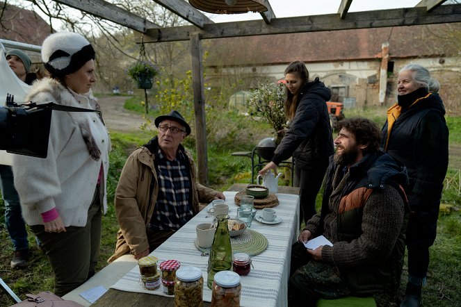 Mosaic - Nové začátky - Making of - Zuzana Mauréry, Karel Heřmánek, Tomáš Drápela