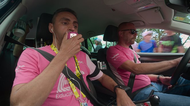 Tour de France: Bez příkras - Kdo se bojí, nesmí do lesa - Z filmu