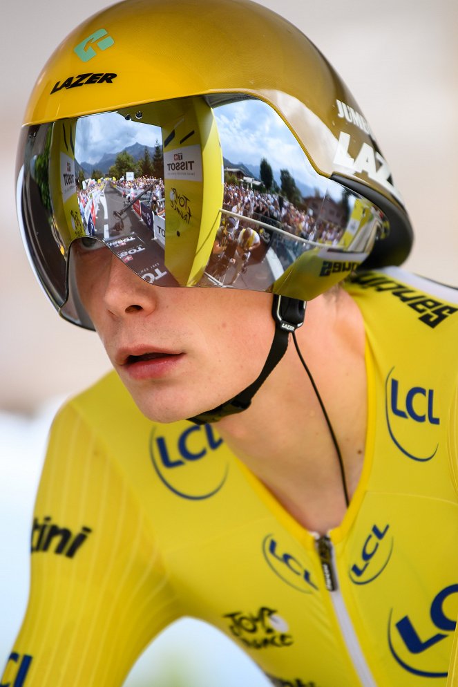 Tour de France : Au cœur du peloton - Season 2 - Van film