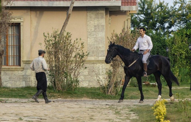 Bir Zamanlar Çukurova - Episode 4 - Z filmu