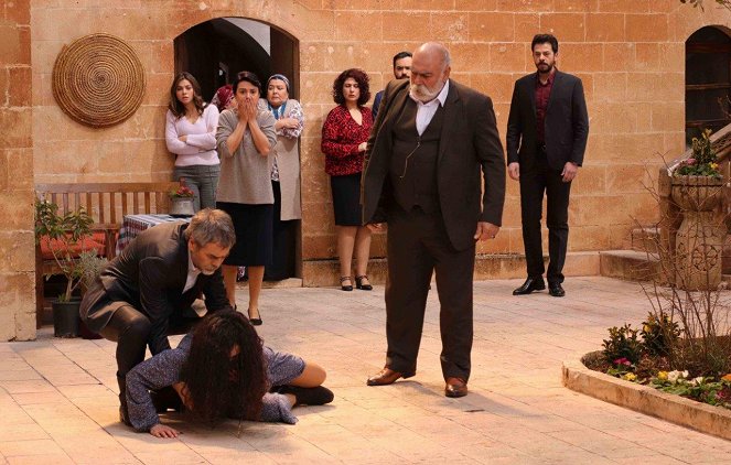 Hercai - Episode 1 - Filmfotos