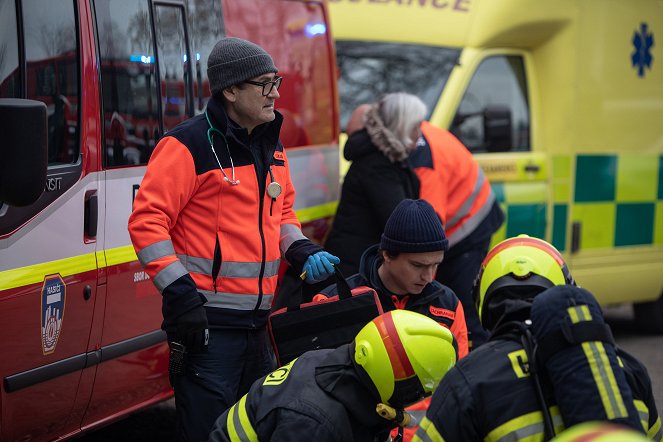 Ordinace v růžové zahradě - Patříme k sobě - Photos - Radim Fiala