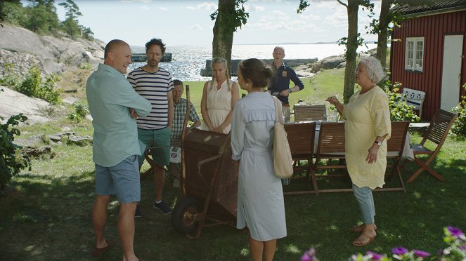 Neste sommer - Season 4 - Van film - Trond Fausa, Janne Formoe, Eivind Sander, Ellen Horn