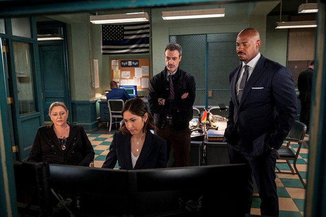 Law & Order - Balance of Power - Photos