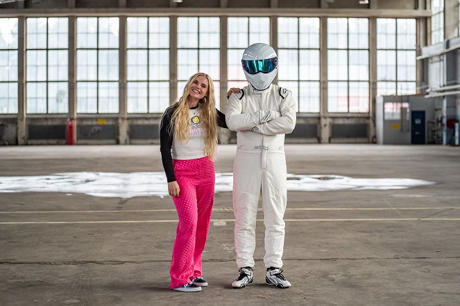 Top Gear Suomi - Promo - Tytti Junna