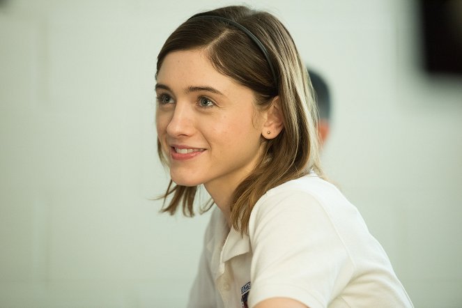 Boží pokušení - Z filmu - Natalia Dyer