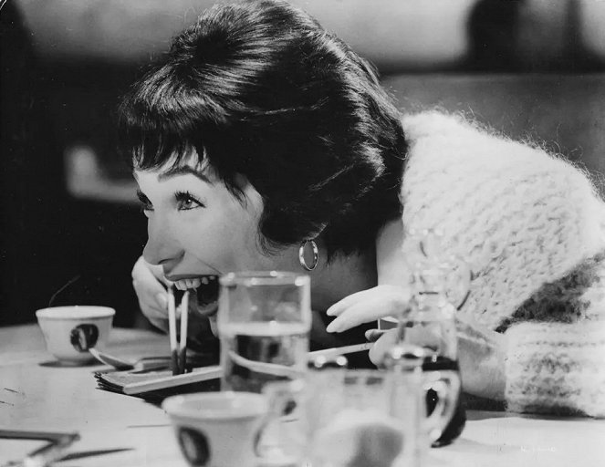 Deux sur la balançoire - Film - Shirley MacLaine