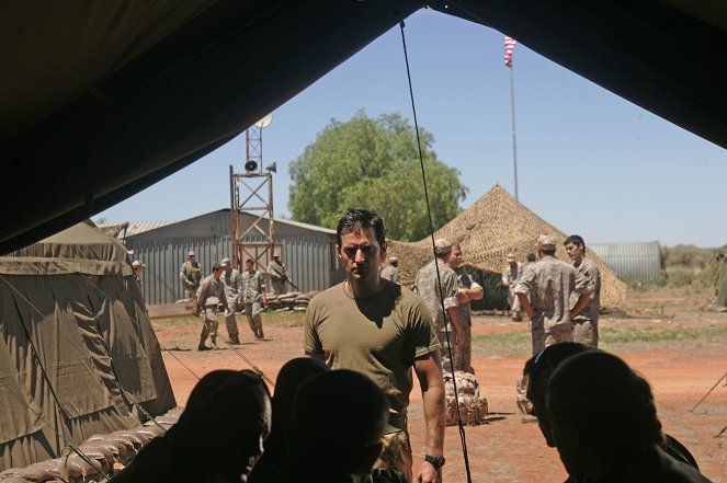 Strike Back - Origins - Iraq: Part One - Photos - Richard Armitage