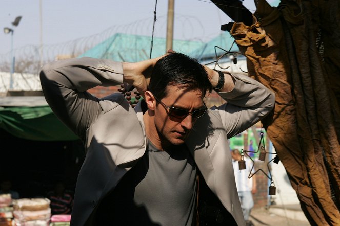 Strike Back - Zimbabwe: Part One - Photos - Richard Armitage