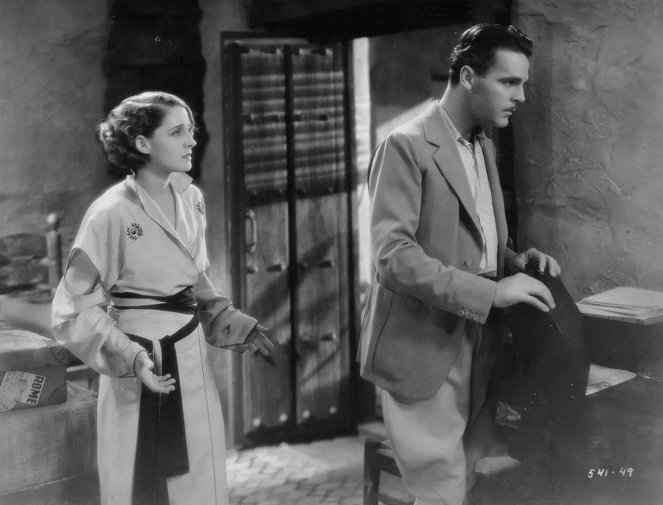 Strangers May Kiss - Z filmu - Norma Shearer, Neil Hamilton