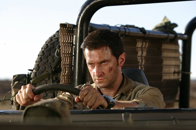 Strike Back - Afghanistan - Part 2 - Van film - Richard Armitage