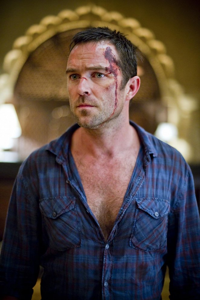 Strike Back - Episode 2 - Photos - Sullivan Stapleton