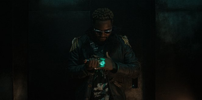 Dark Matter - Entanglement - Filmfotos - Dayo Okeniyi