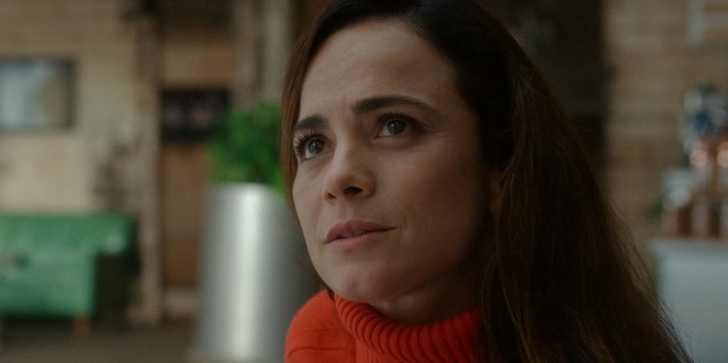 Dark Matter - Entanglement - De la película - Alice Braga