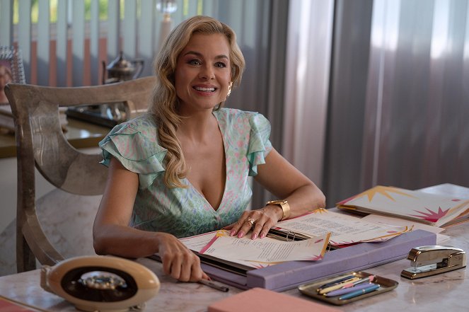 Acapulco - Season 3 - Photos - Jessica Collins