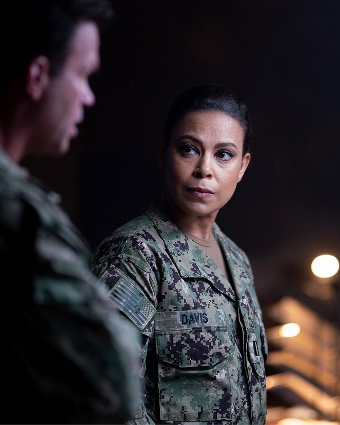 SEAL Team - Ships in the Night - Photos - Toni Trucks