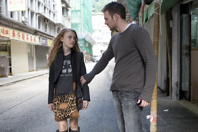 Push - Filmfotos - Dakota Fanning, Chris Evans