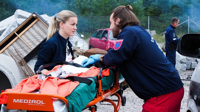 Nurses - Season 16 - Säteilee 1/4 - Photos - Janni Hussi