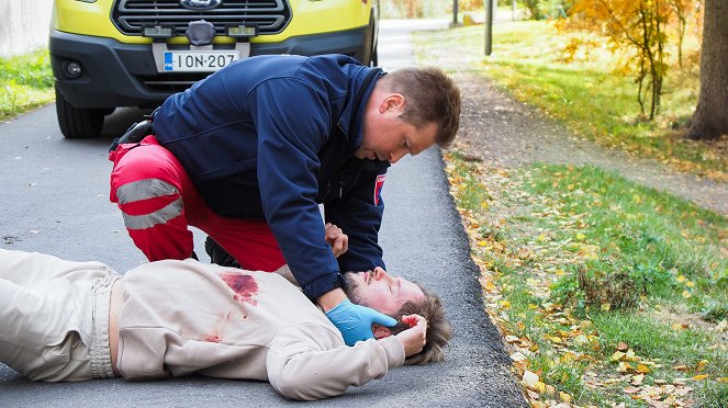 Nurses - Kahden kerroksen väkeä 2/4 - Photos - Juha-Tapio Arola, Heikki Ranta