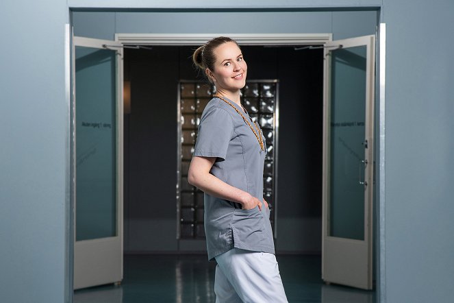 Nurses - Season 17 - Promo - Iida-Maria Heinonen