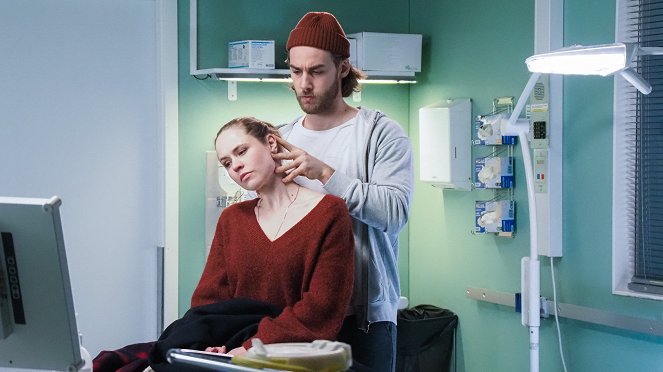 Nurses - Season 17 - Väärä kumppani 1/5 - Photos - Iida-Maria Heinonen, Janne Saarinen