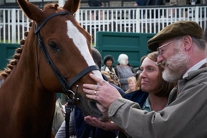 Dream Horse - Photos - Toni Collette, Owen Teale