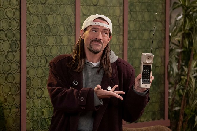 That '90s Show - Season 3 - Doll Parts - Photos - Kevin Smith