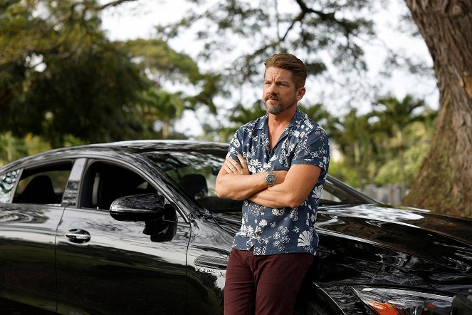 Magnum P.I. - Ashes to Ashes - De la película - Zachary Knighton