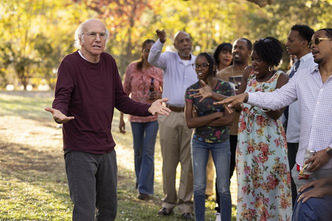 Curb Your Enthusiasm - The Lawn Jockey - Photos