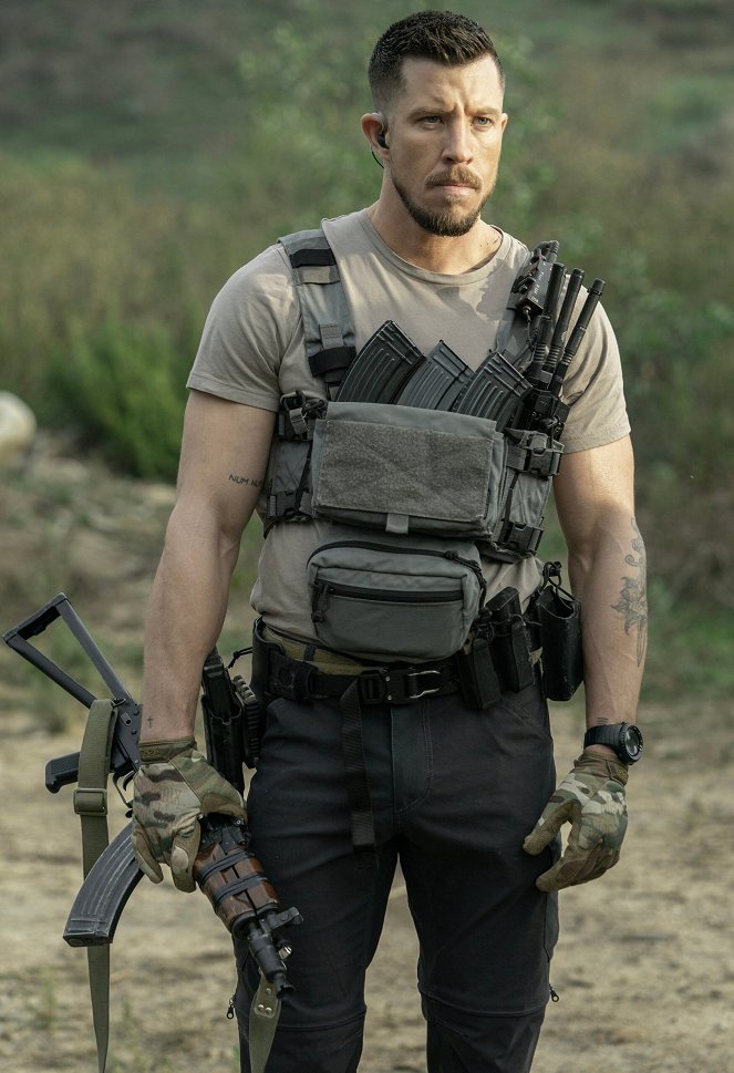 SEAL Team - Heroes and Criminals - Do filme - Beau Knapp