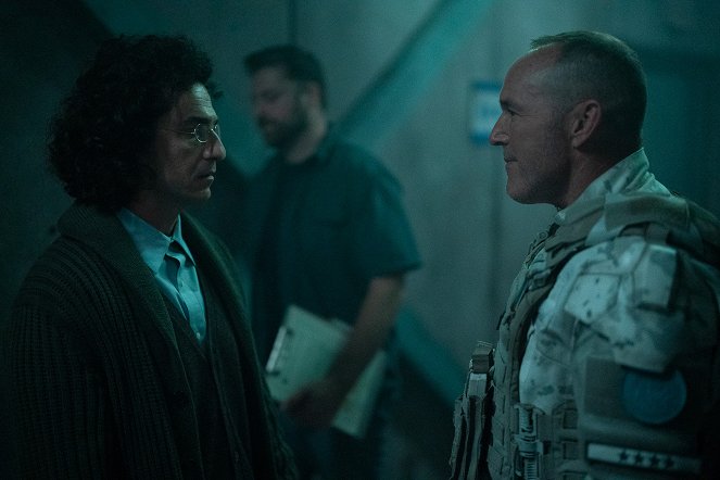 Snowpiercer - A Moth to a Flame - Photos