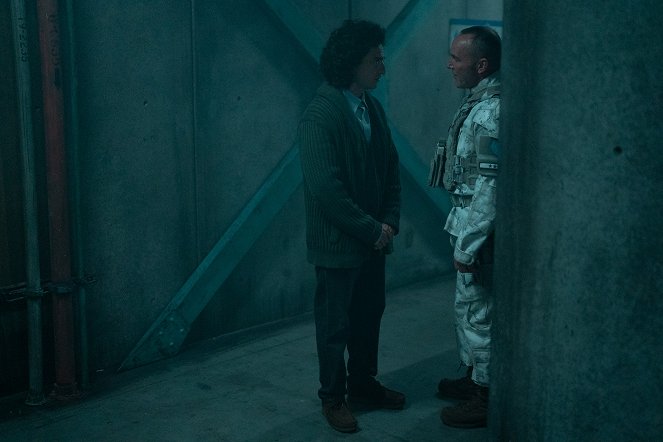 Snowpiercer - A Moth to a Flame - Photos