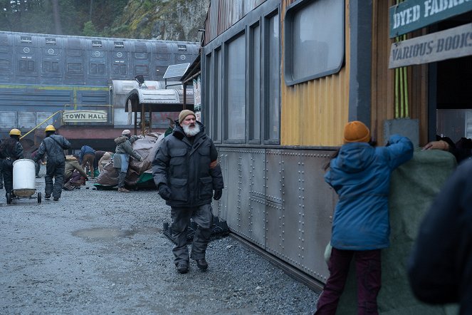 Snowpiercer - A Moth to a Flame - De la película