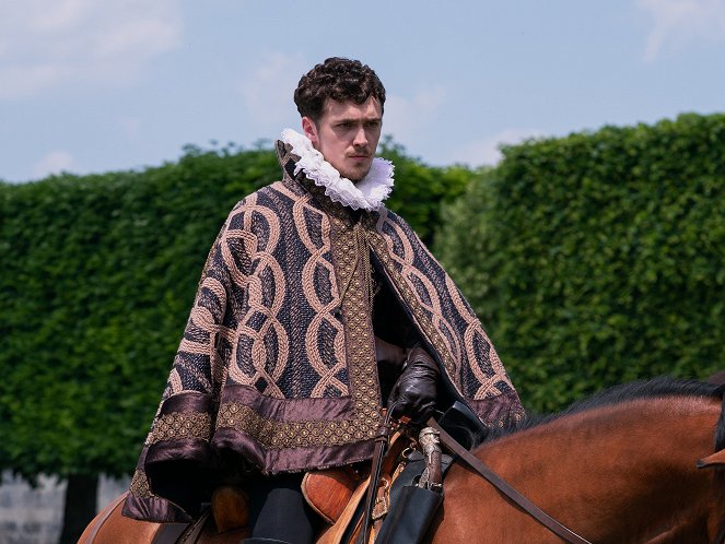 The Serpent Queen - Courting the Valois - Photos